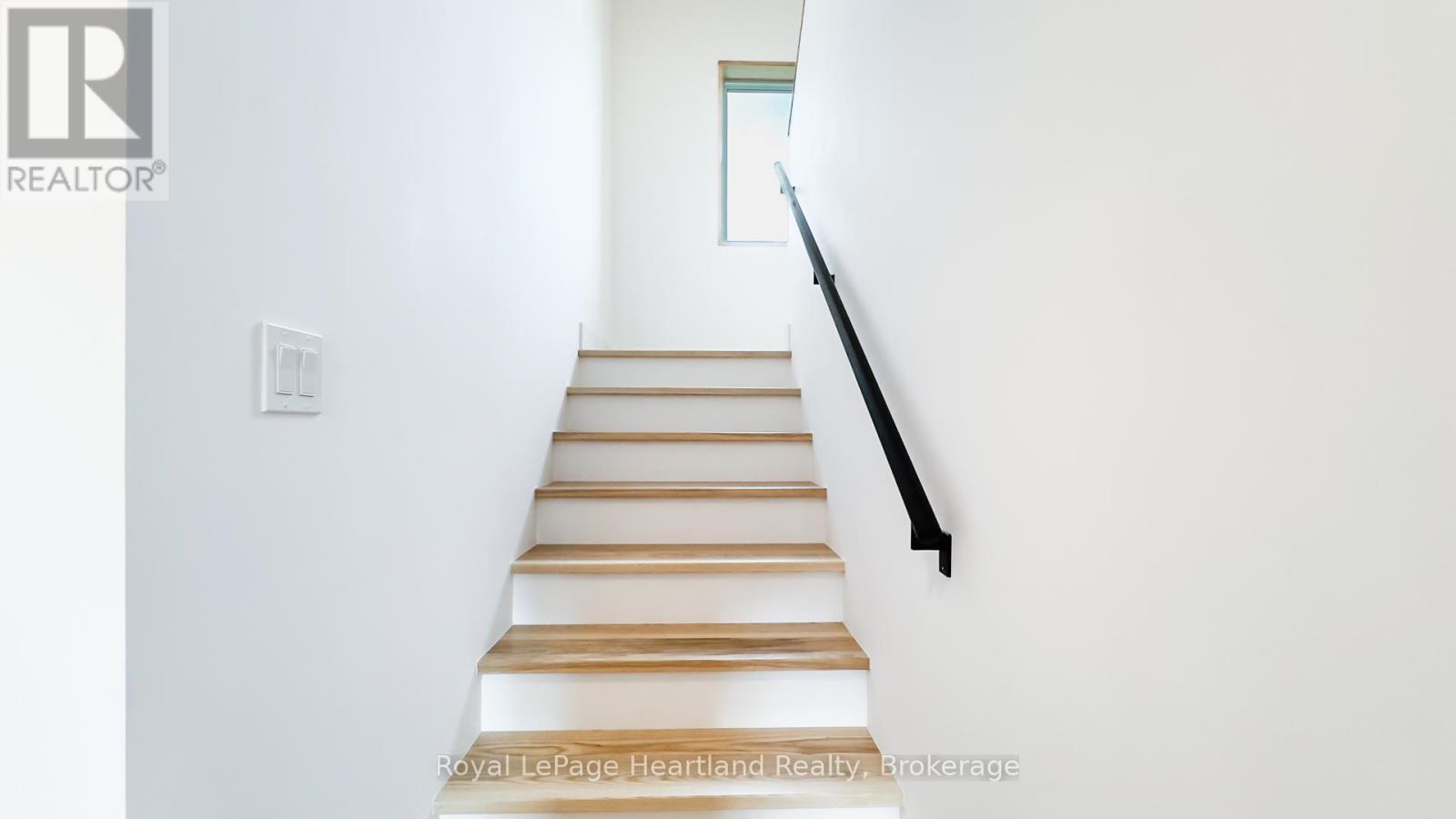 89 Isobel Street, Ashfield-Colborne-Wawanosh, Ontario N0M 1R0 - Photo 28 - X12332511