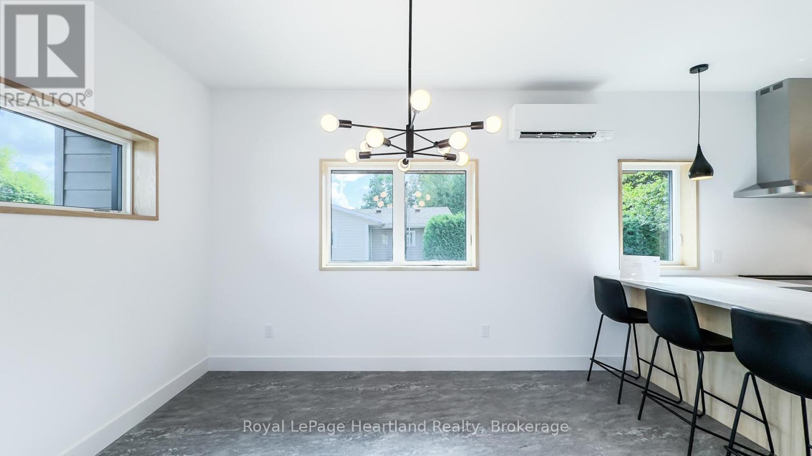 89 Isobel Street, Ashfield-Colborne-Wawanosh, Ontario N0M 1R0 - Photo 4 - X12332511