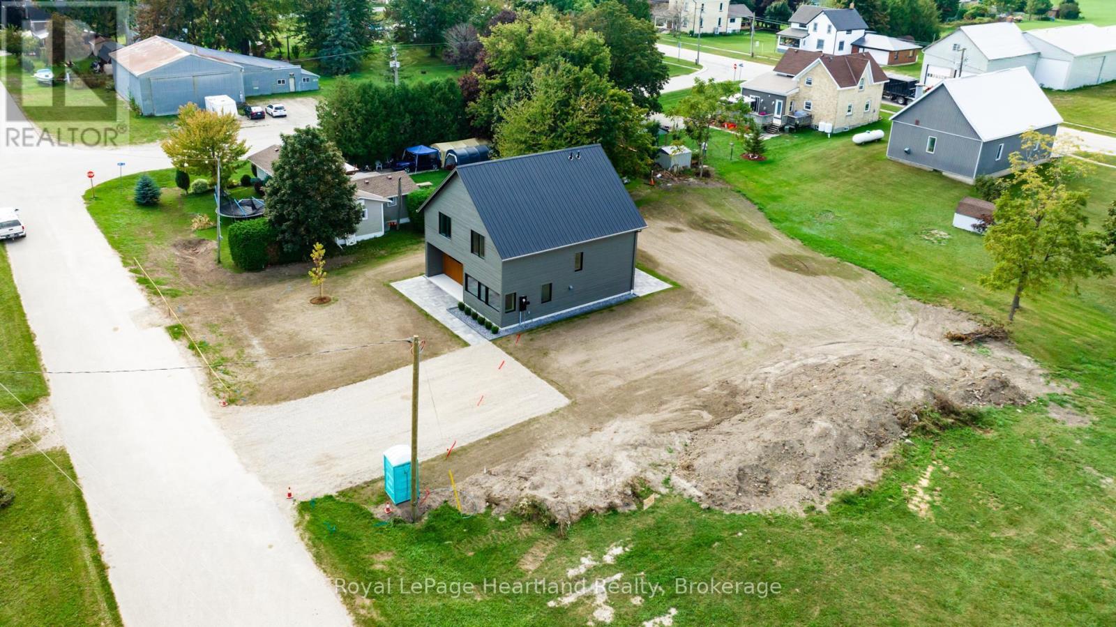 89 Isobel Street, Ashfield-Colborne-Wawanosh, Ontario N0M 1R0 - Photo 44 - X12332511