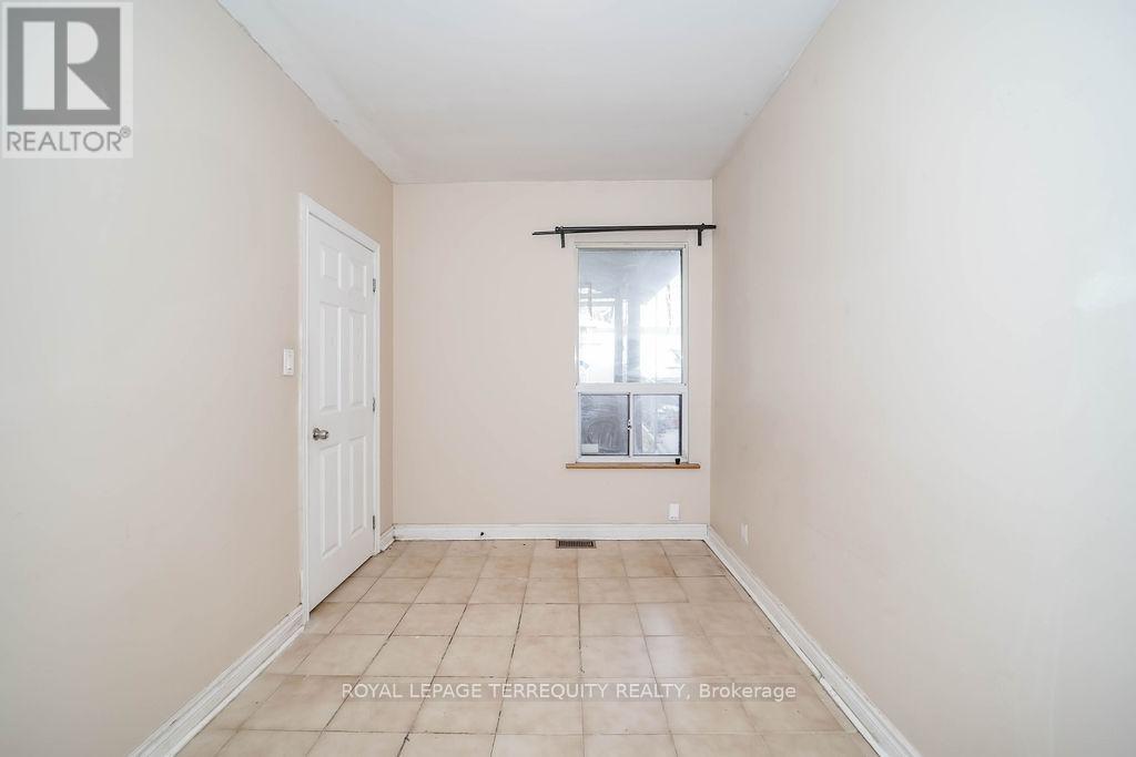 243 Montrose Avenue, Toronto, Ontario  M6G 3G6 - Photo 21 - C12317775