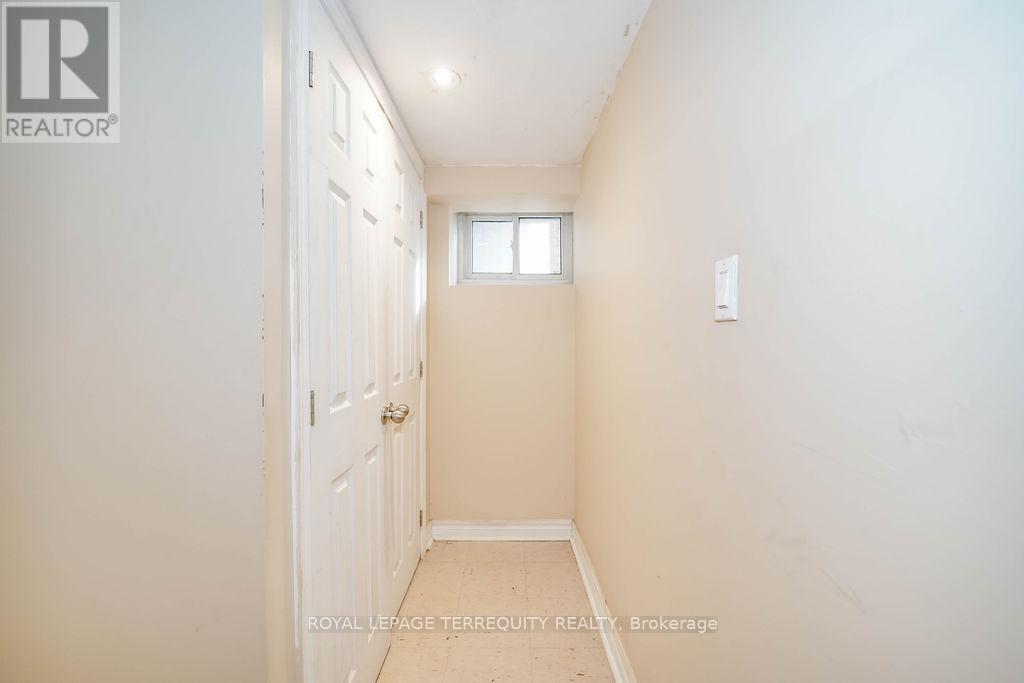 243 Montrose Avenue, Toronto, Ontario  M6G 3G6 - Photo 31 - C12317775