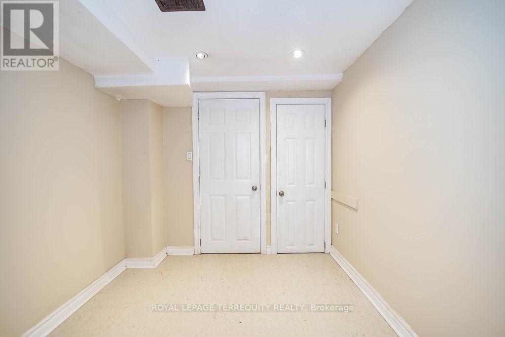 243 Montrose Avenue, Toronto, Ontario  M6G 3G6 - Photo 37 - C12317775
