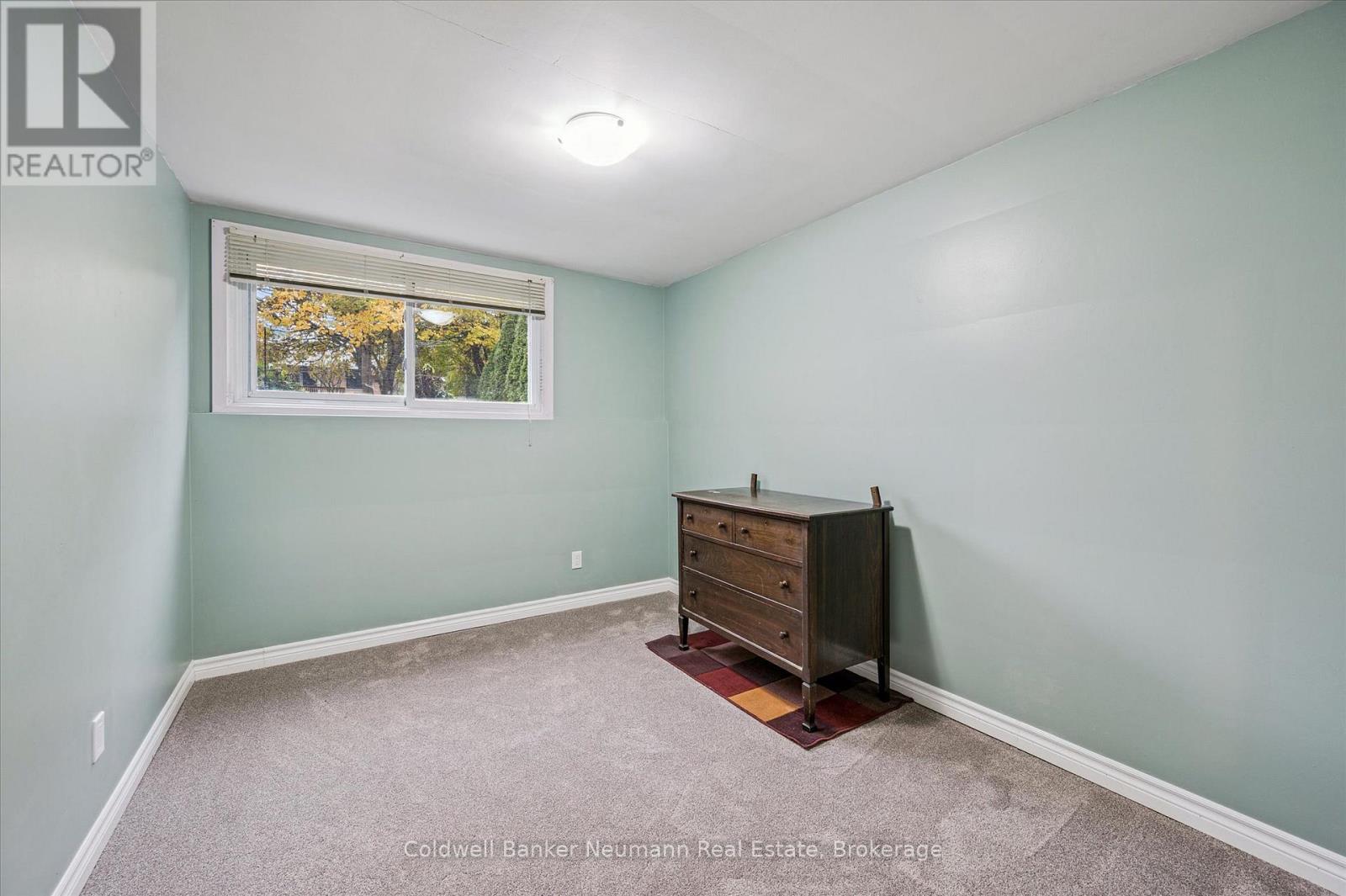 127 Avon Road, Kitchener, Ontario  N2B 1T9 - Photo 17 - X12558756