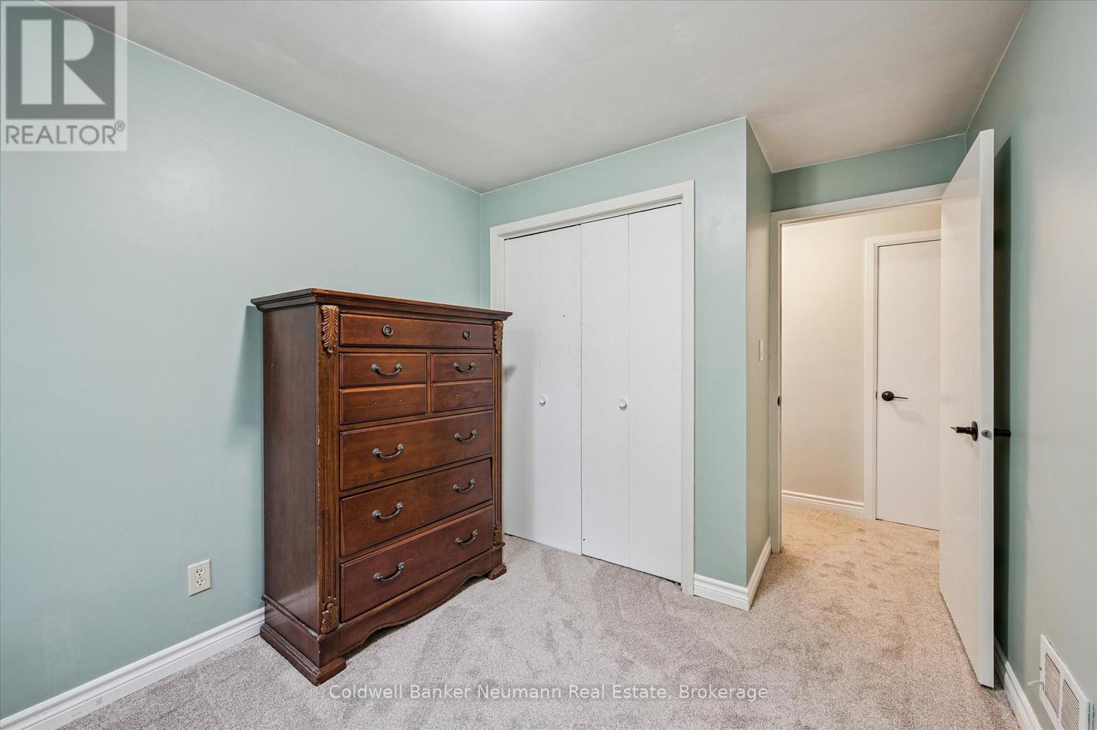 127 Avon Road, Kitchener, Ontario  N2B 1T9 - Photo 21 - X12558756