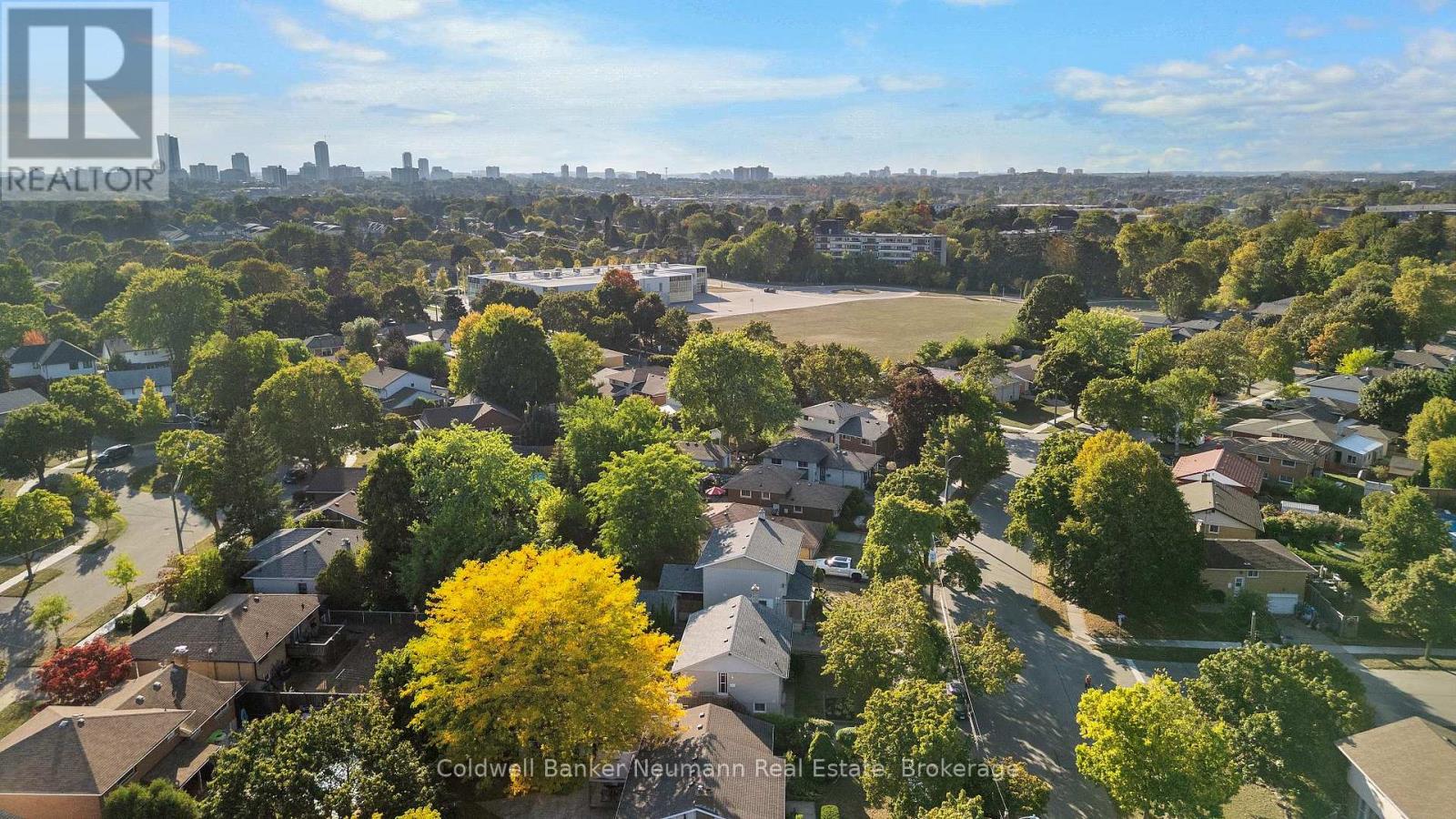 127 Avon Road, Kitchener, Ontario  N2B 1T9 - Photo 39 - X12558756