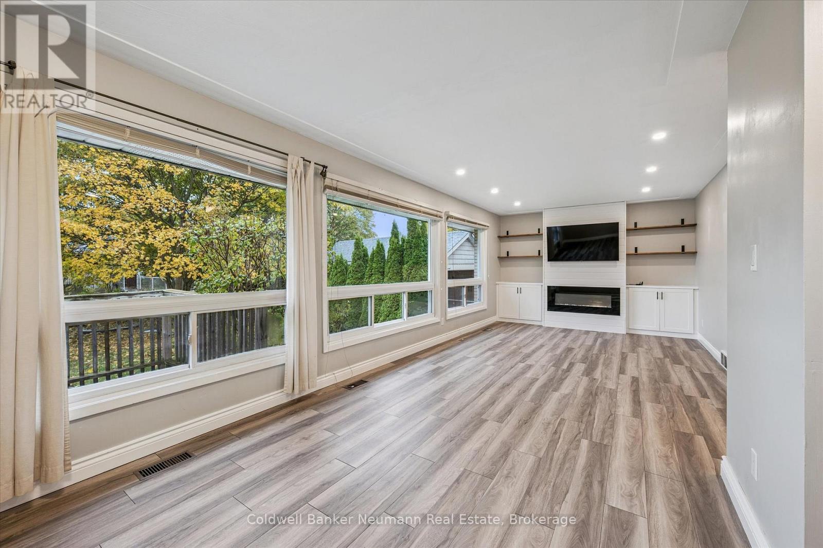 127 Avon Road, Kitchener, Ontario  N2B 1T9 - Photo 4 - X12558756