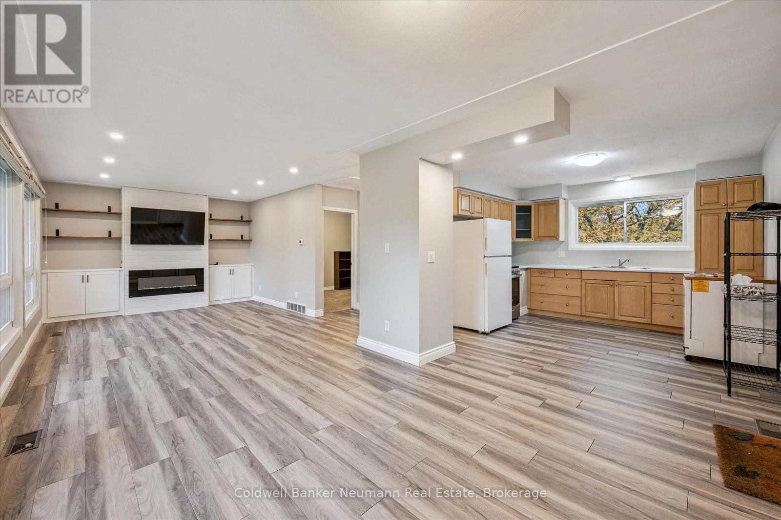 127 Avon Road, Kitchener, Ontario  N2B 1T9 - Photo 6 - X12558756