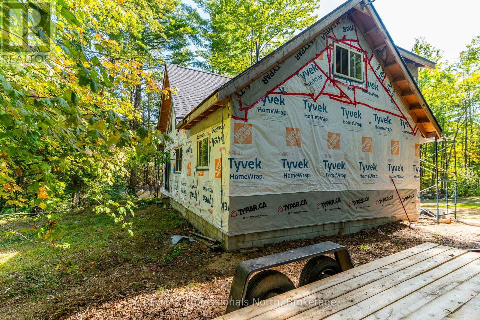 319 Boundary Road, Minden Hills (Lutterworth), Ontario  K0M 2A1 - Photo 4 - X12558780