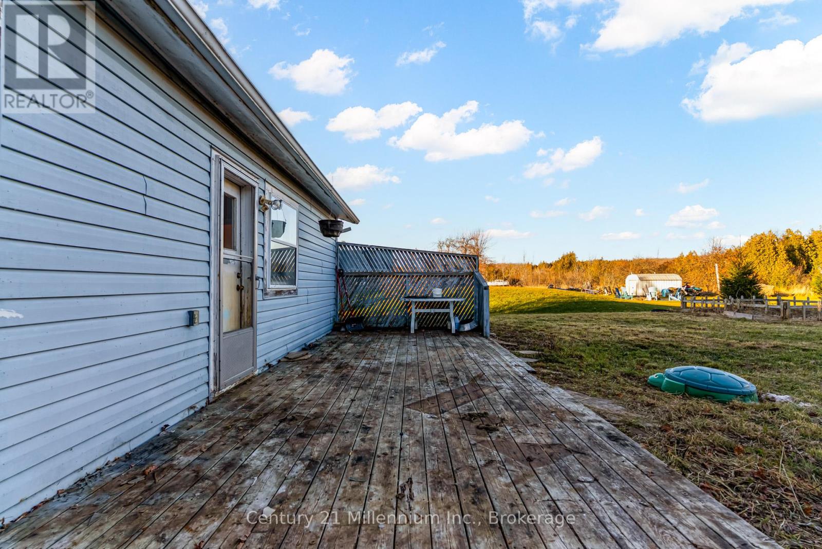 2547 Bruce 9 Road, Northern Bruce Peninsula, Ontario  N0H 1W0 - Photo 11 - X12558814