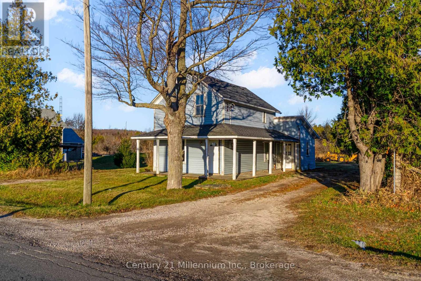 2547 Bruce 9 Road, Northern Bruce Peninsula, Ontario  N0H 1W0 - Photo 2 - X12558814