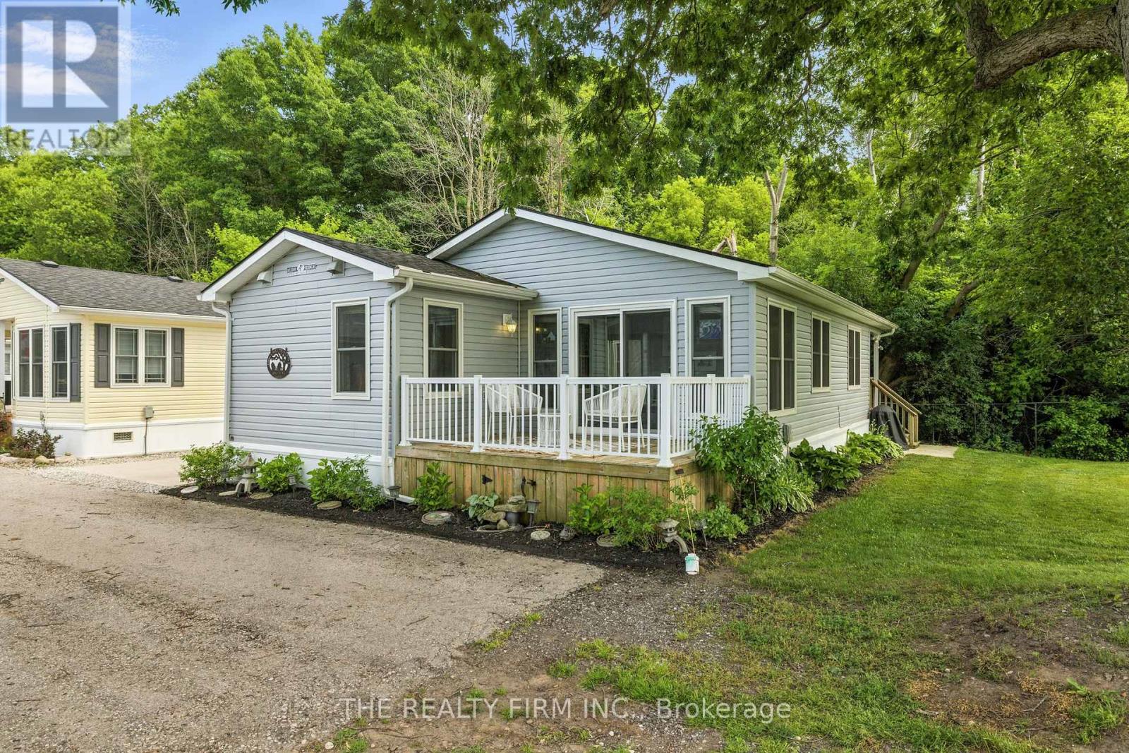 1 - 22790 Amiens Road, Middlesex Centre, Ontario  N0L 1R0 - Photo 1 - X12558858