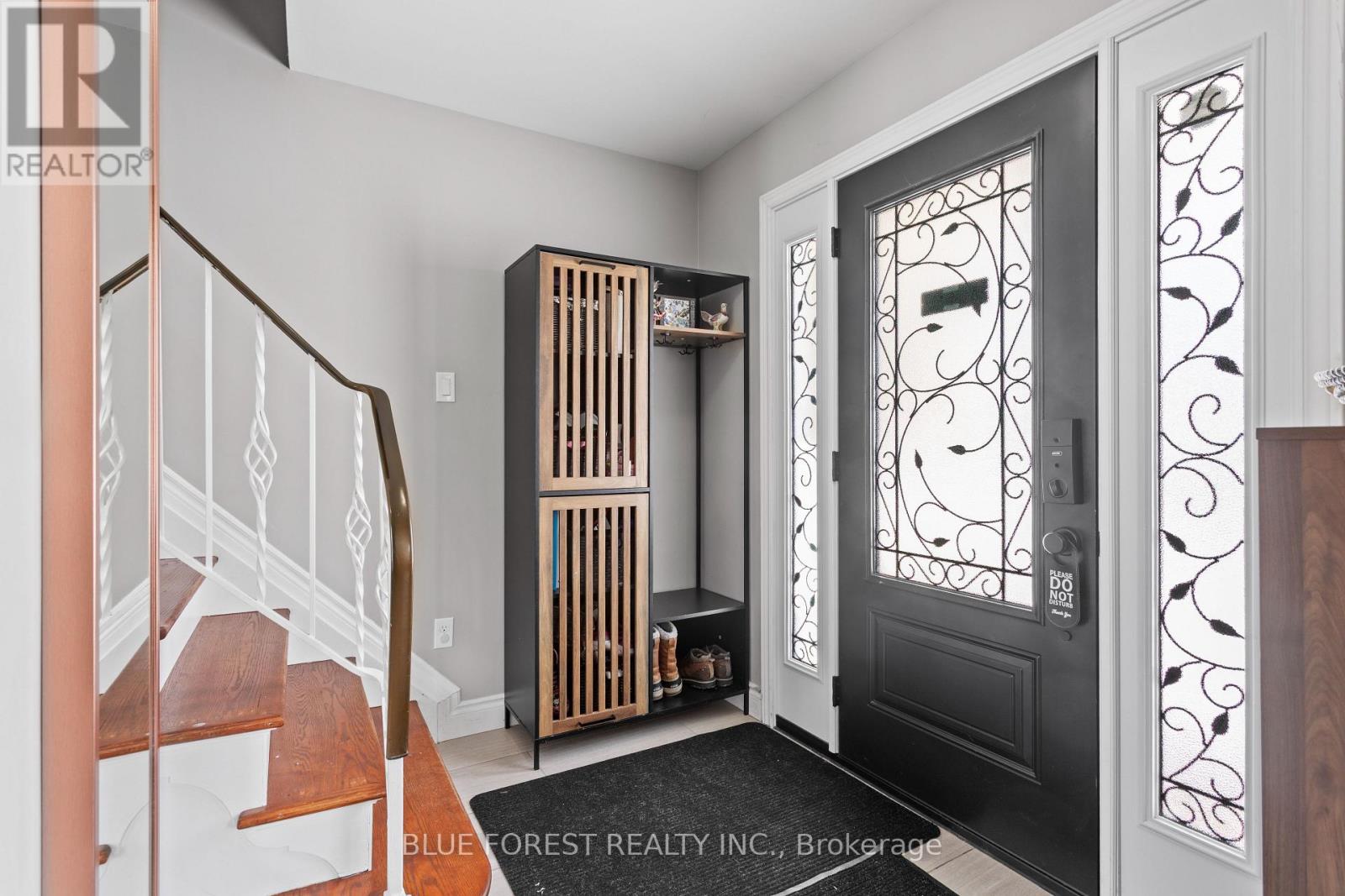 6 Gretna Green, London North, Ontario  N6G 1X1 - Photo 4 - X12558888