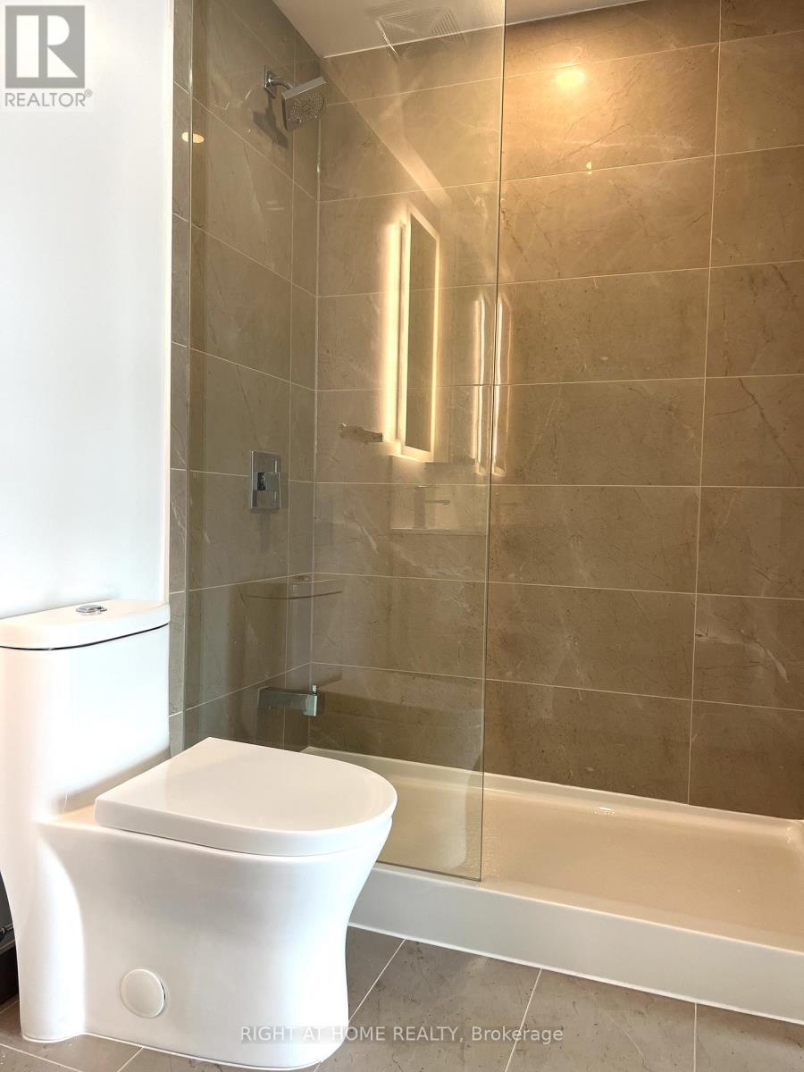 303 - 251 Masonry Way, Mississauga, Ontario  L5H 0B3 - Photo 15 - W12558224