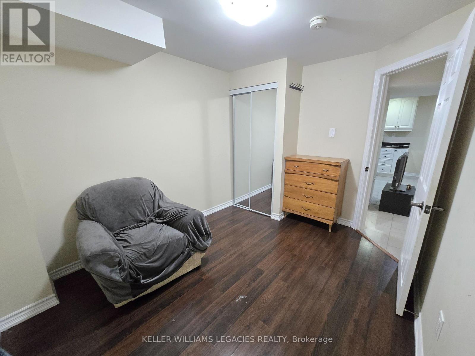 Bsmt - 40 Bellcrest Road, Brampton, Ontario  L6Y 0Z7 - Photo 5 - W12543800