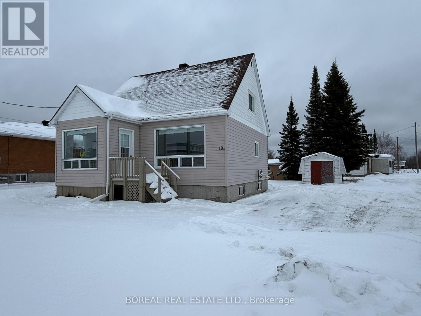 101 ROSS ROAD, Smooth Rock Falls, Ontario