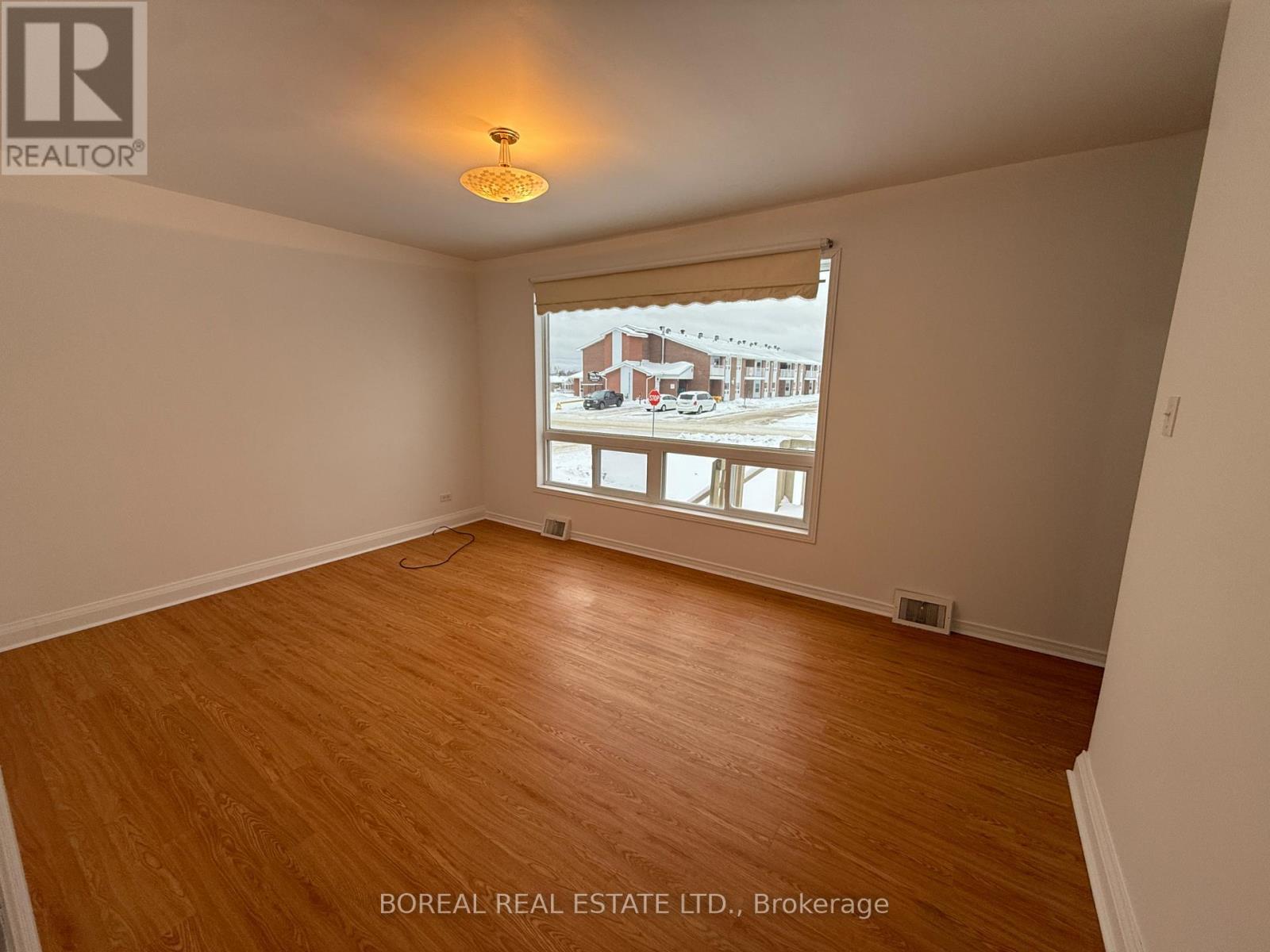 101 Ross Road, Smooth Rock Falls, Ontario  P0L 2B0 - Photo 13 - T12558802