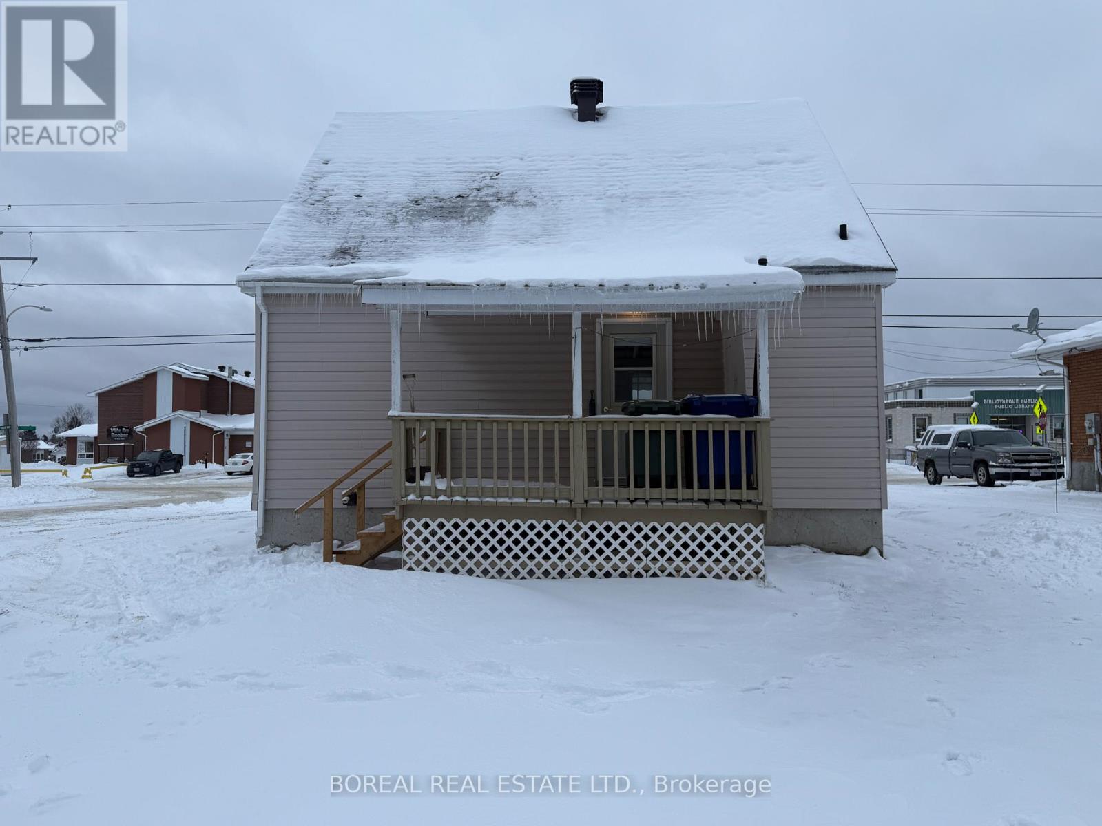 101 Ross Road, Smooth Rock Falls, Ontario  P0L 2B0 - Photo 5 - T12558802