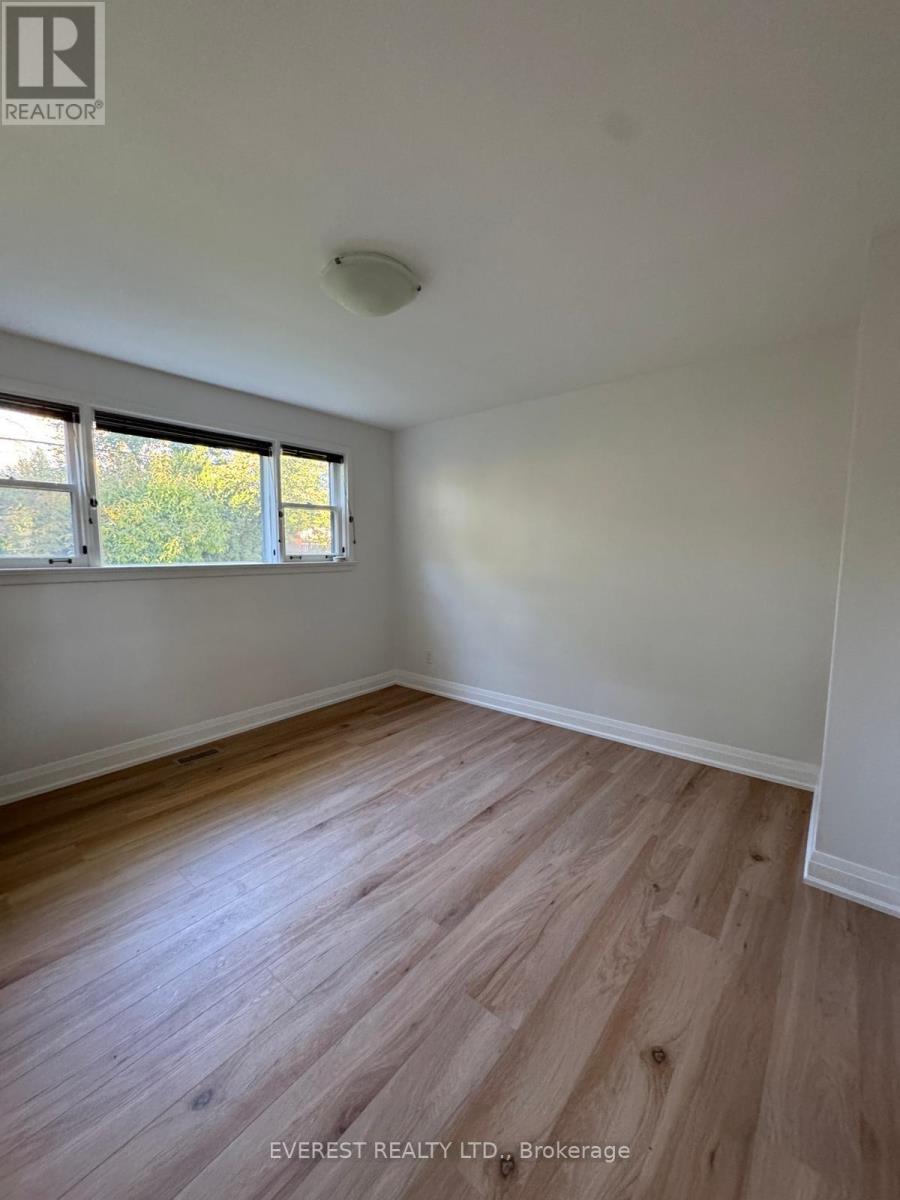 54 Shrewsbury Square, Toronto, Ontario  M1T 1L2 - Photo 6 - E12486522