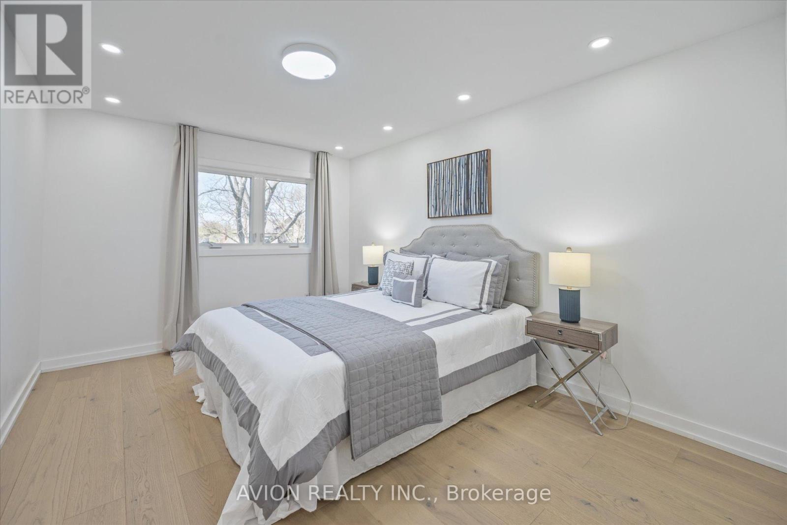 1397 Highgate Court, Oakville, Ontario  L6H 2V4 - Photo 21 - W12510698