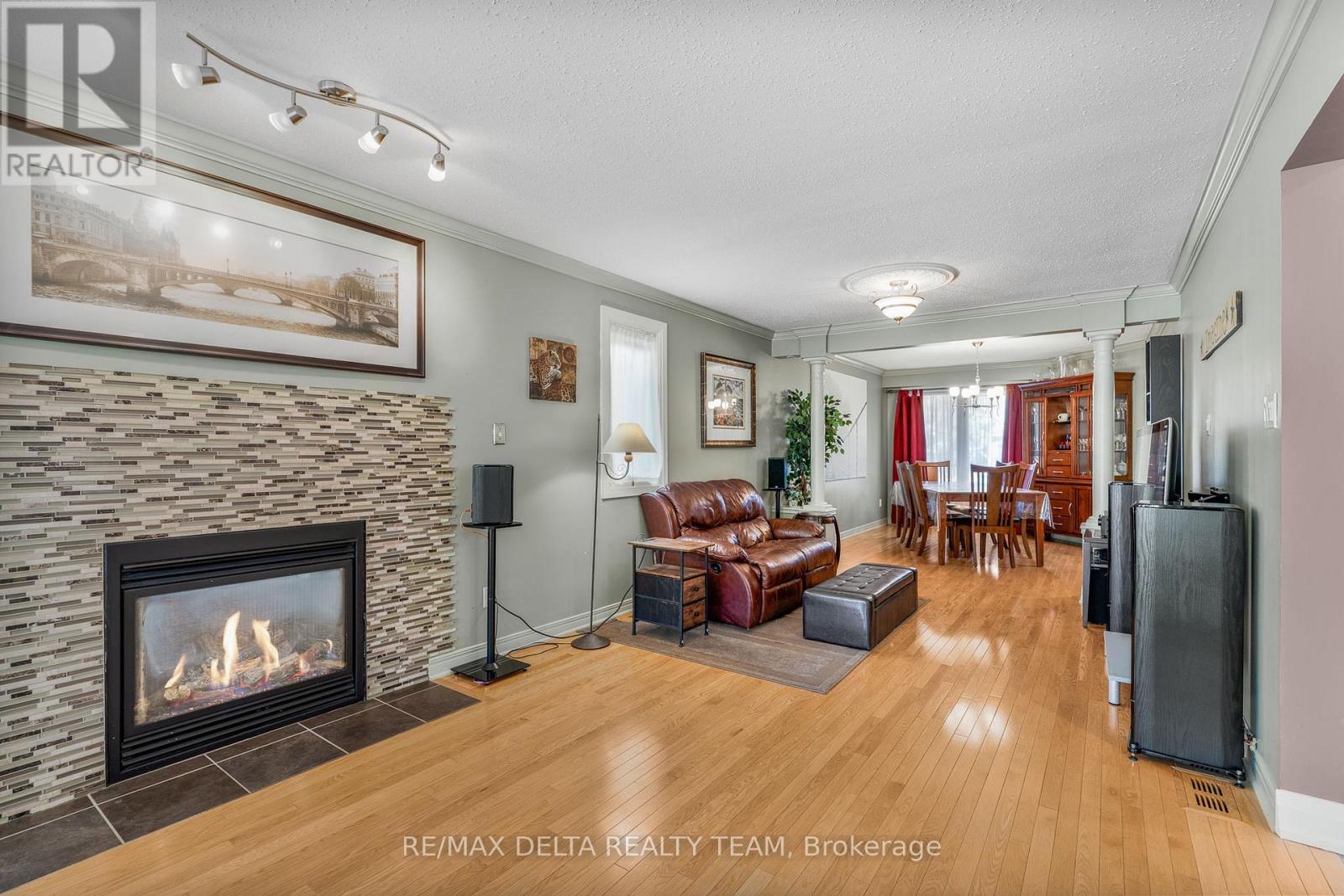 18 Longshire Circle, Ottawa, Ontario  K2J 4K7 - Photo 14 - X12558820