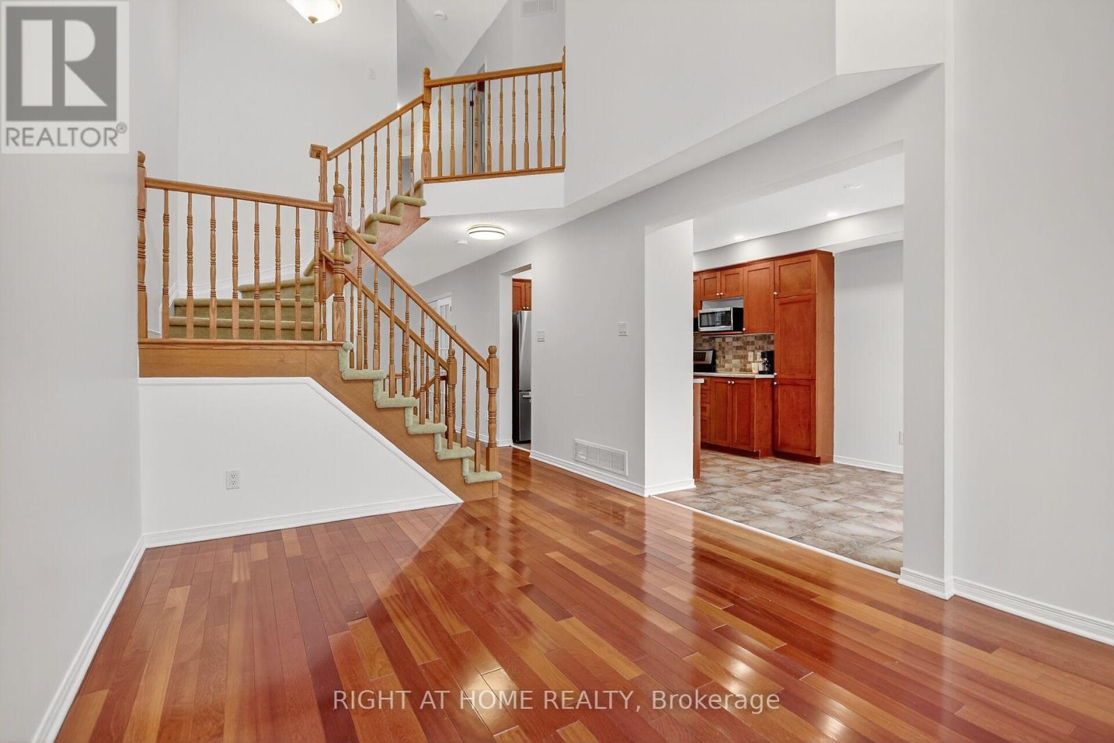 302 Goldridge Drive, Ottawa, Ontario  K2T 1L1 - Photo 14 - X12558828