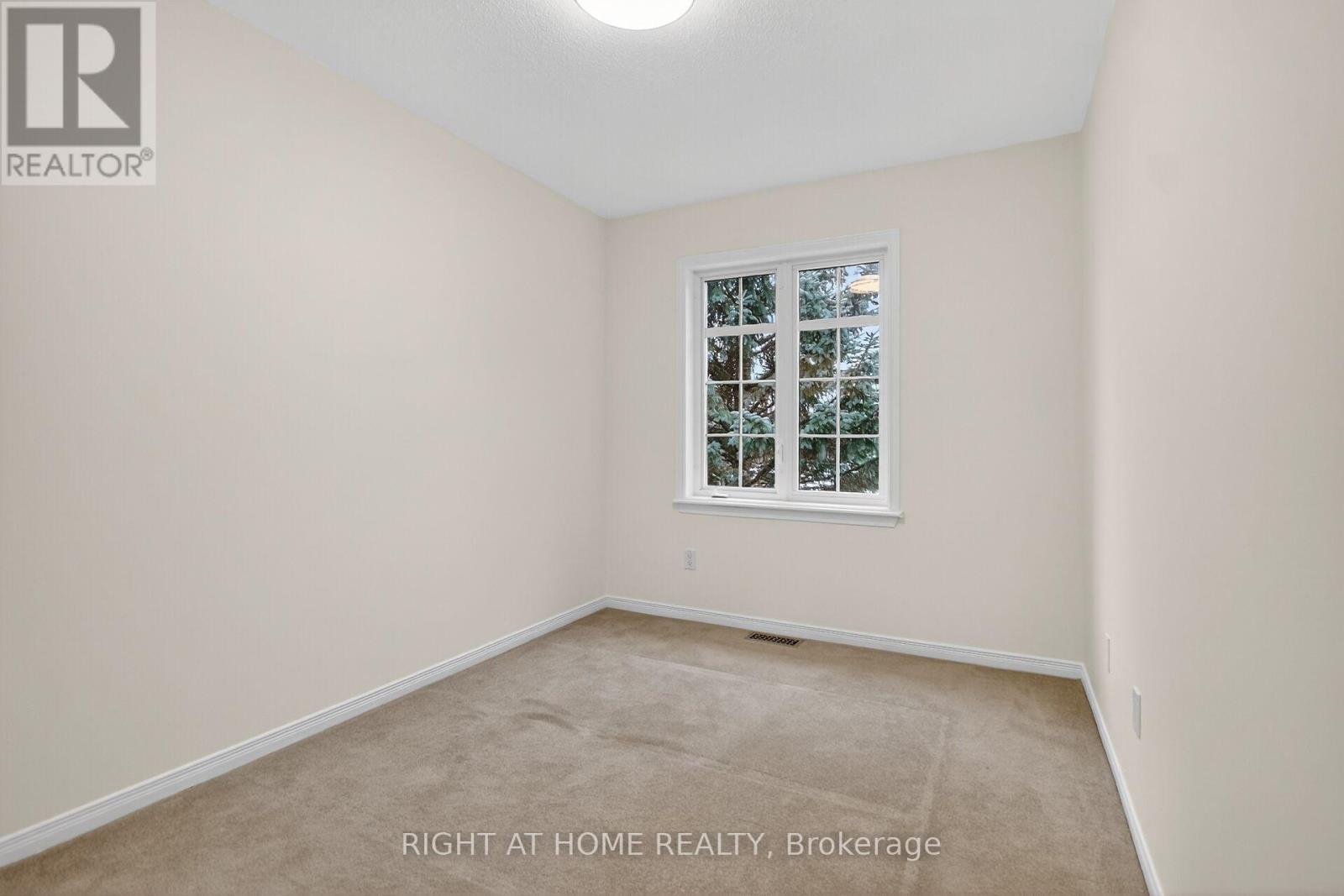 302 Goldridge Drive, Ottawa, Ontario  K2T 1L1 - Photo 22 - X12558828