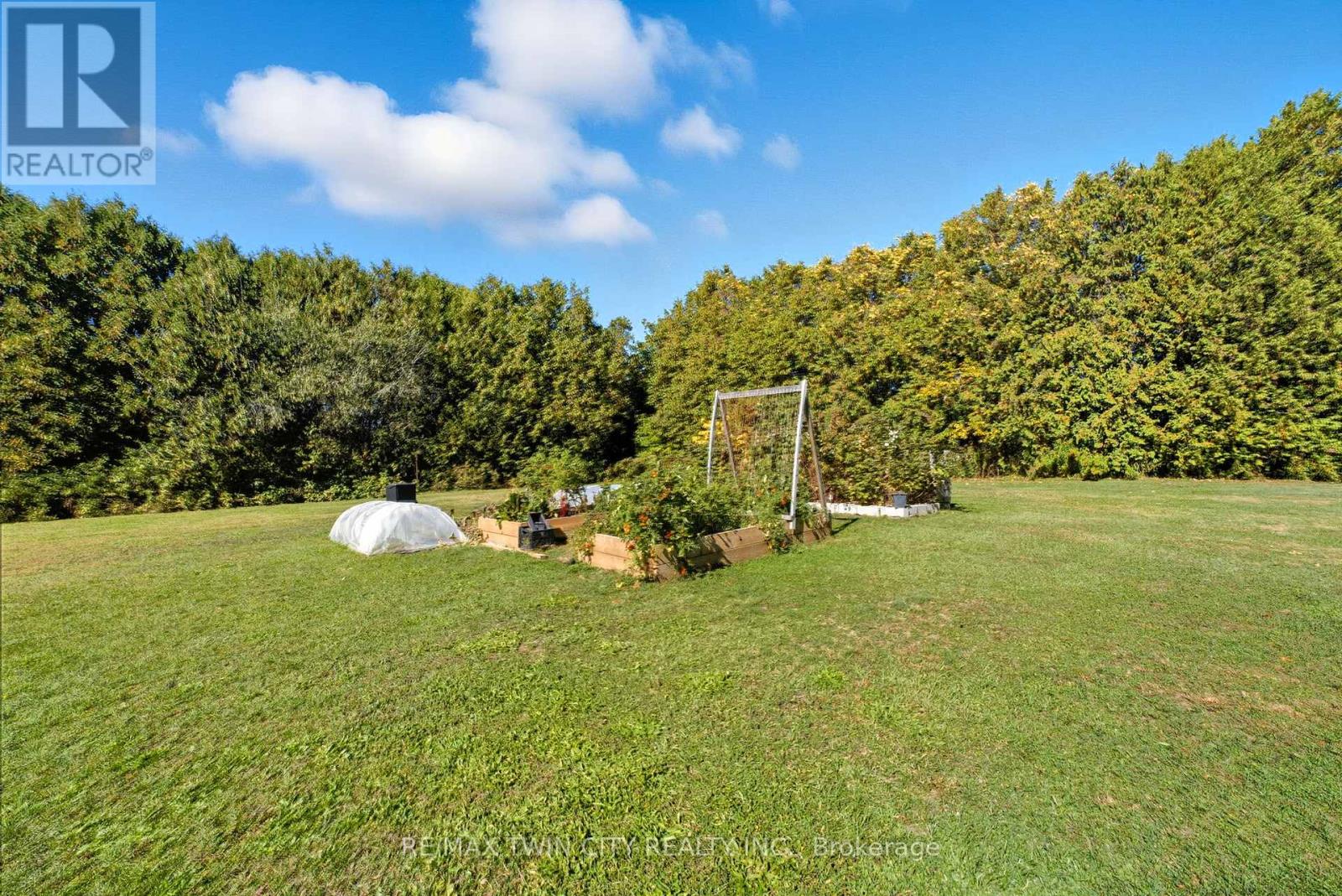 1822 Spragues Road, North Dumfries, Ontario  N1R 5S5 - Photo 30 - X12469236