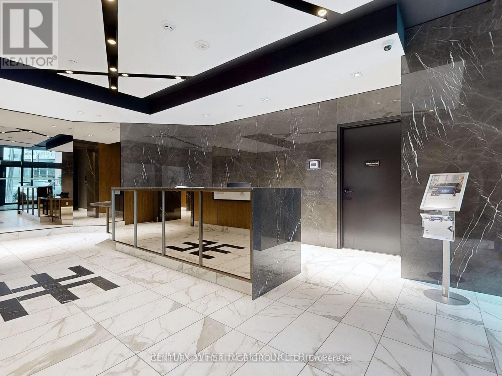 1306 - 327 King Street W, Toronto, Ontario  M5V 0W7 - Photo 3 - C12558542