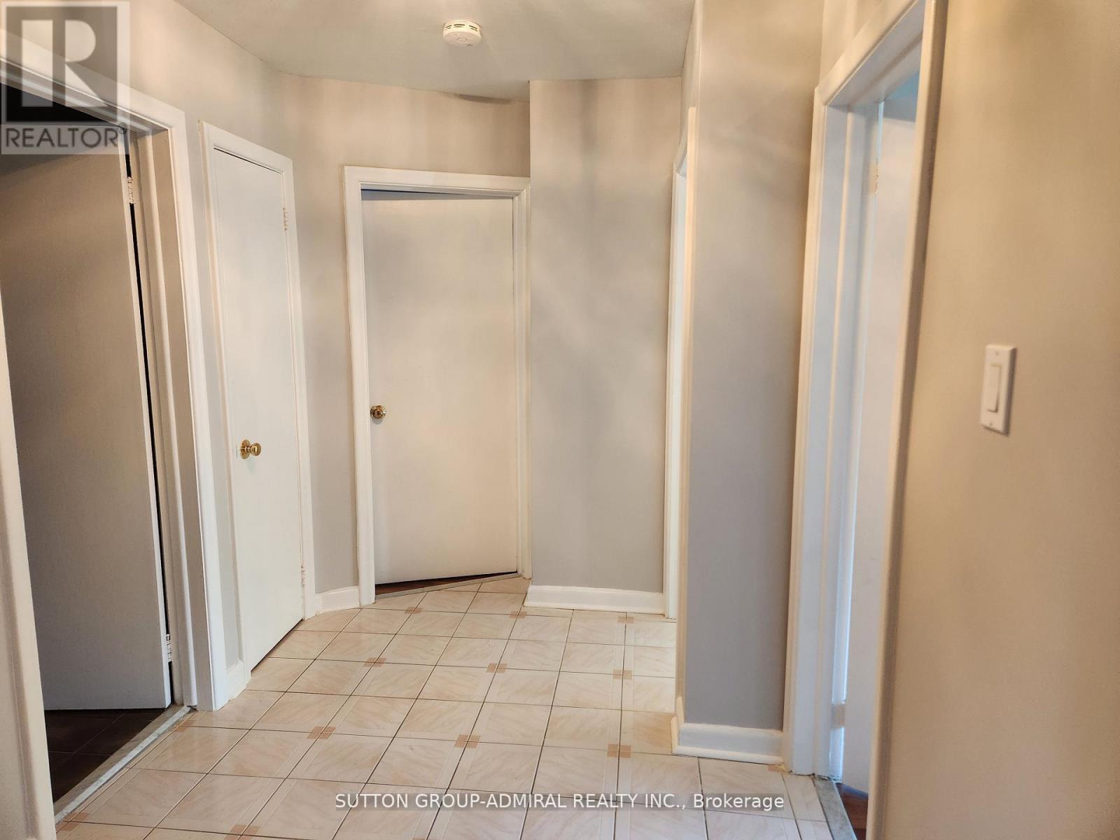 95 Almore Avenue, Toronto, Ontario  M3H 2H4 - Photo 13 - C12558630