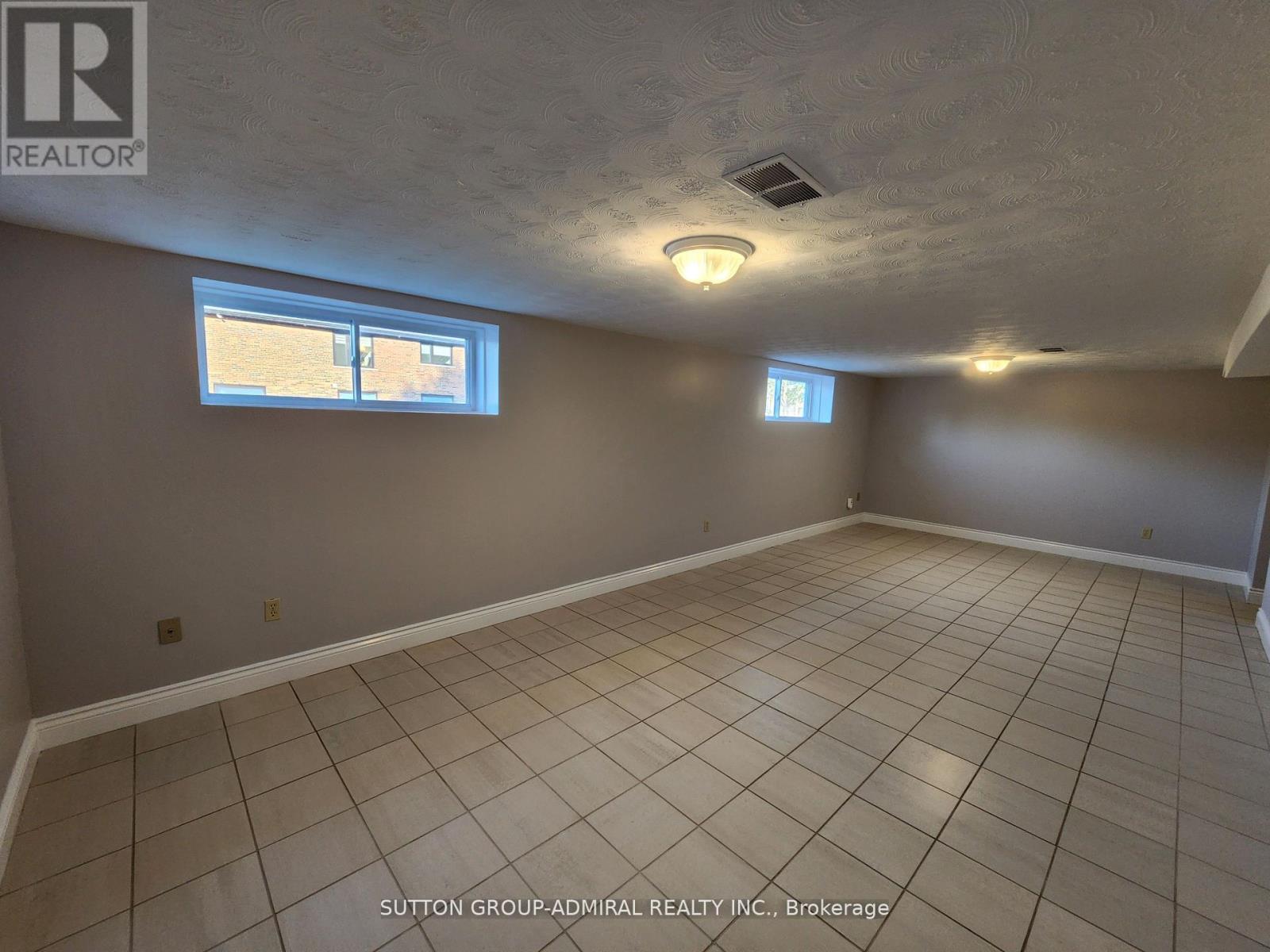 95 Almore Avenue, Toronto, Ontario  M3H 2H4 - Photo 16 - C12558630