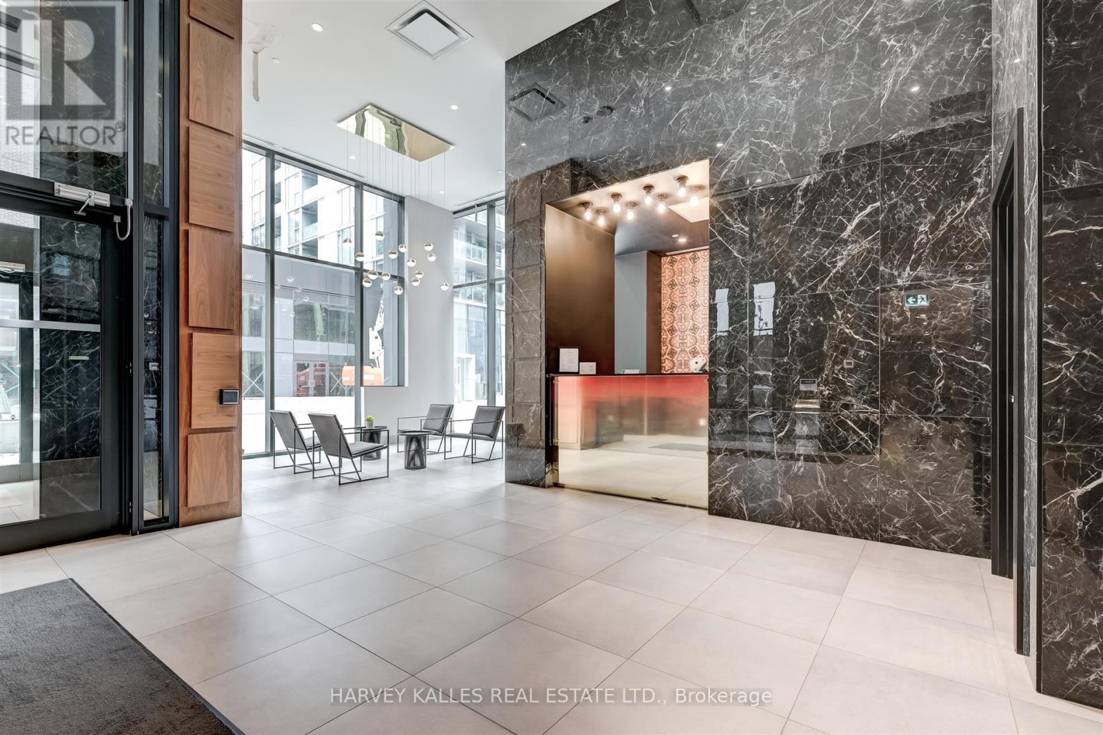 317 - 665 QUEEN STREET E, Toronto, Ontario