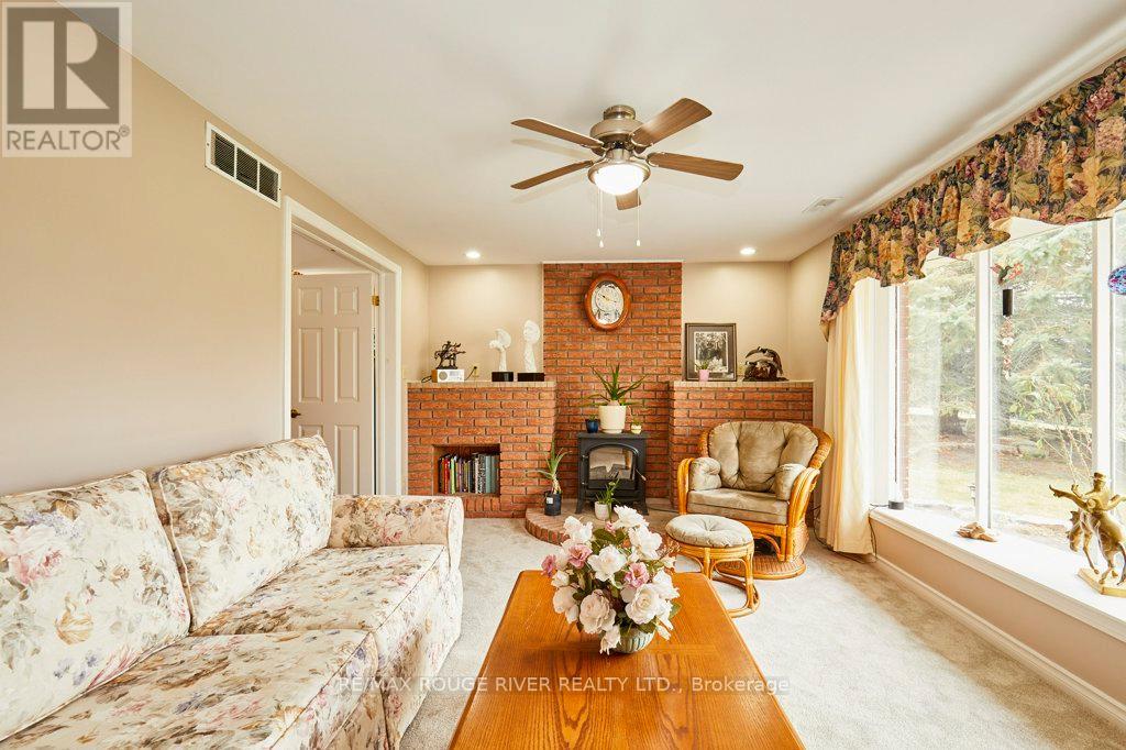 5045 Simcoe Street N, Oshawa, Ontario  L1H 7K4 - Photo 12 - E12558578