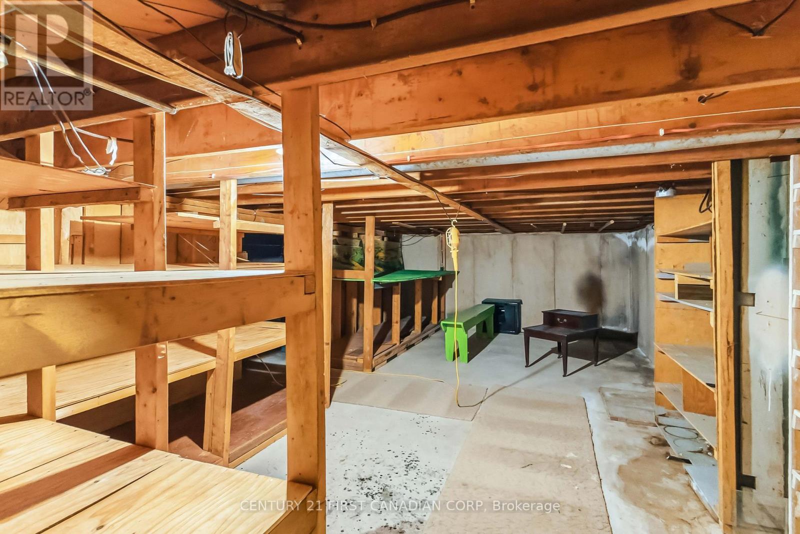 628 Viscount Road, London South, Ontario  N6J 2Y2 - Photo 39 - X12416523