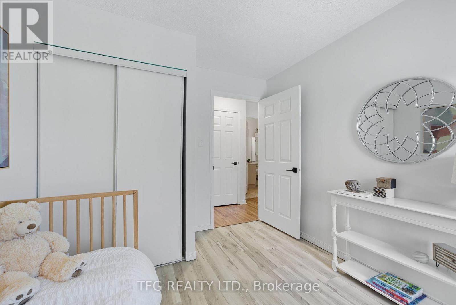 211 - 106 Aspen Springs Drive, Clarington, Ontario  L1C 5N7 - Photo 14 - E12558754