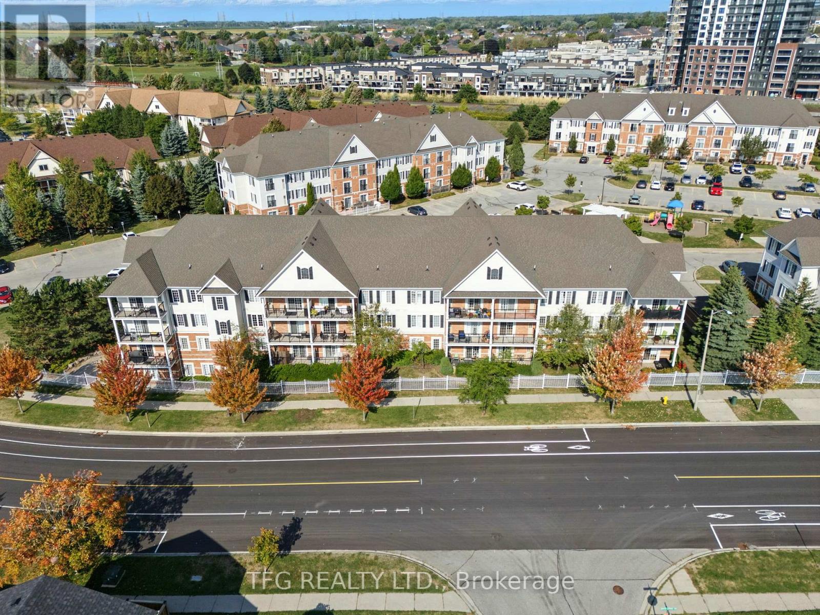 211 - 106 Aspen Springs Drive, Clarington, Ontario  L1C 5N7 - Photo 23 - E12558754