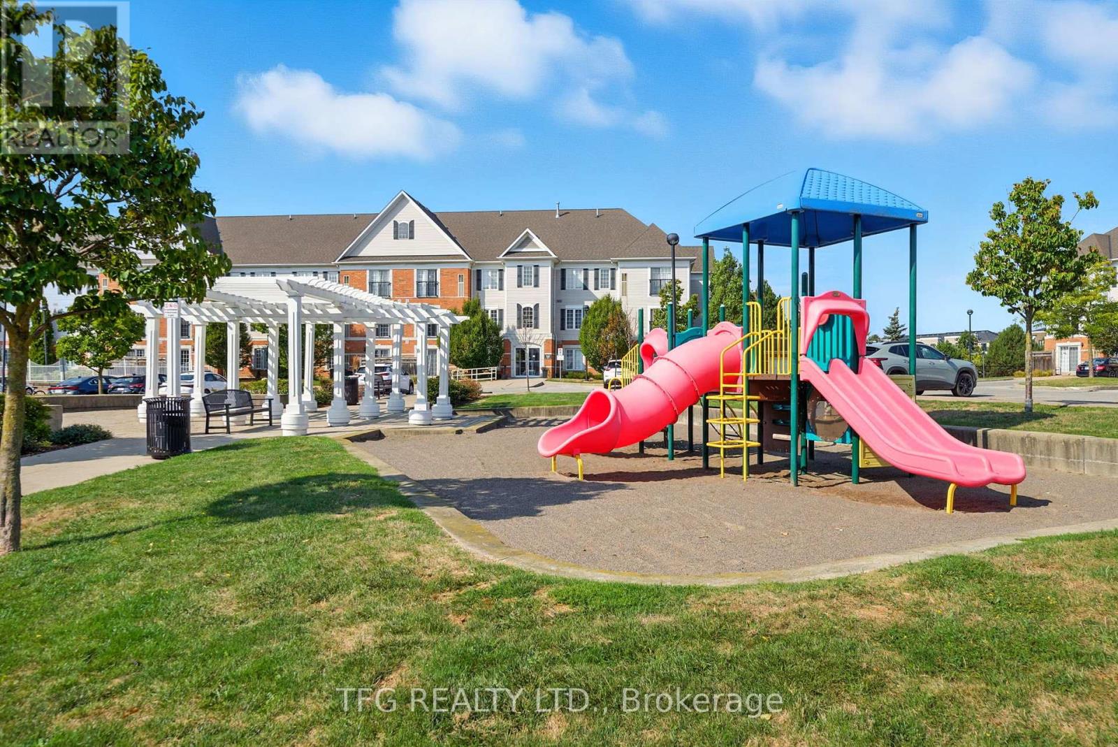 211 - 106 Aspen Springs Drive, Clarington, Ontario  L1C 5N7 - Photo 24 - E12558754