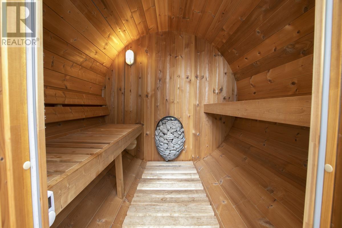 1279 Leighs Bay Rd, Sault Ste. Marie, Ontario  P6A 5K8 - Photo 14 - SM253203