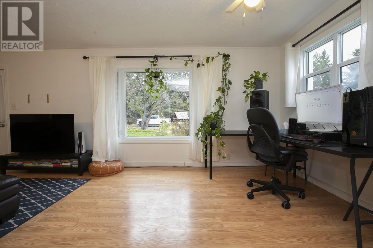 1279 Leighs Bay Rd, Sault Ste. Marie, Ontario  P6A 5K8 - Photo 27 - SM253203