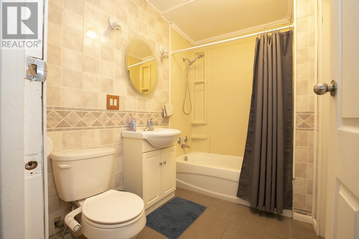 1279 Leighs Bay Rd, Sault Ste. Marie, Ontario  P6A 5K8 - Photo 38 - SM253203