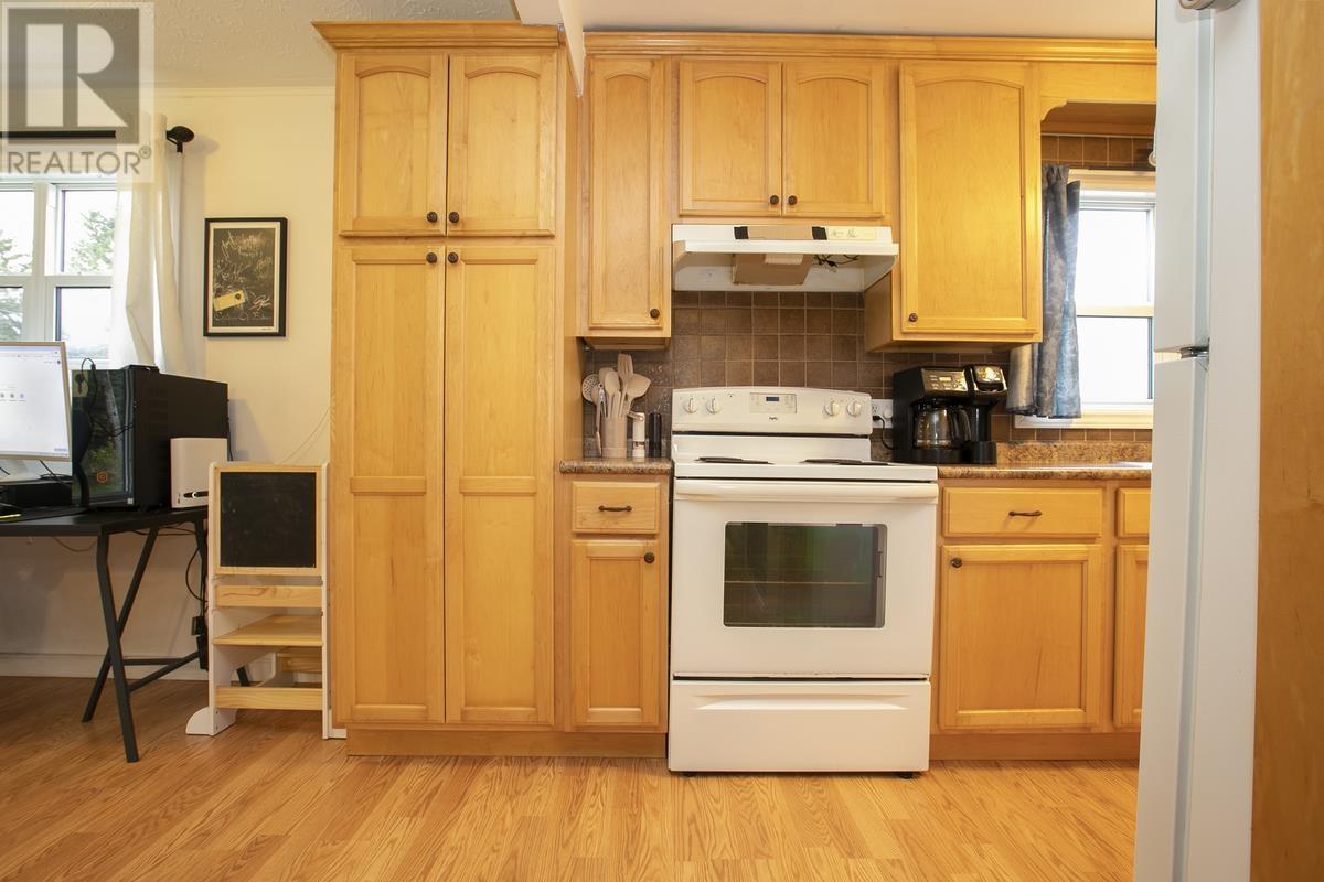 1279 Leighs Bay Rd, Sault Ste. Marie, Ontario  P6A 5K8 - Photo 25 - SM253203