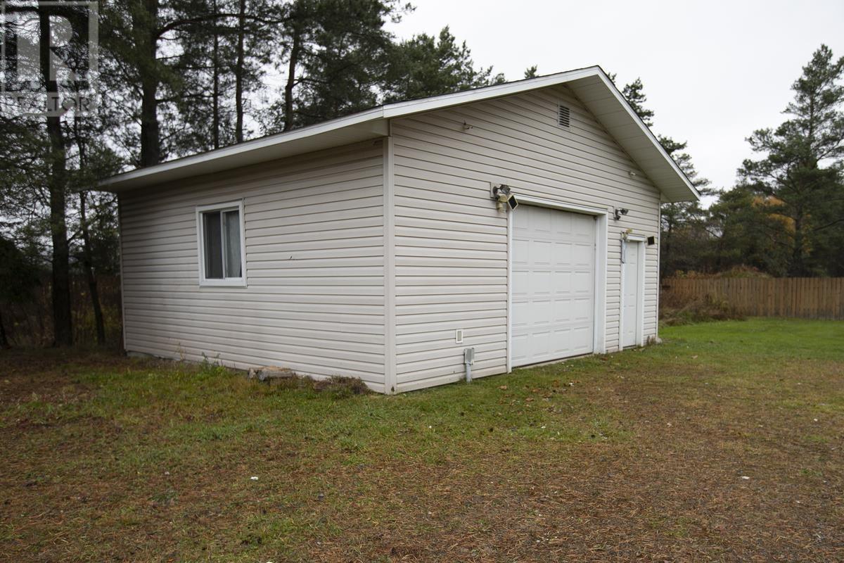1279 Leighs Bay Rd, Sault Ste. Marie, Ontario  P6A 5K8 - Photo 7 - SM253203