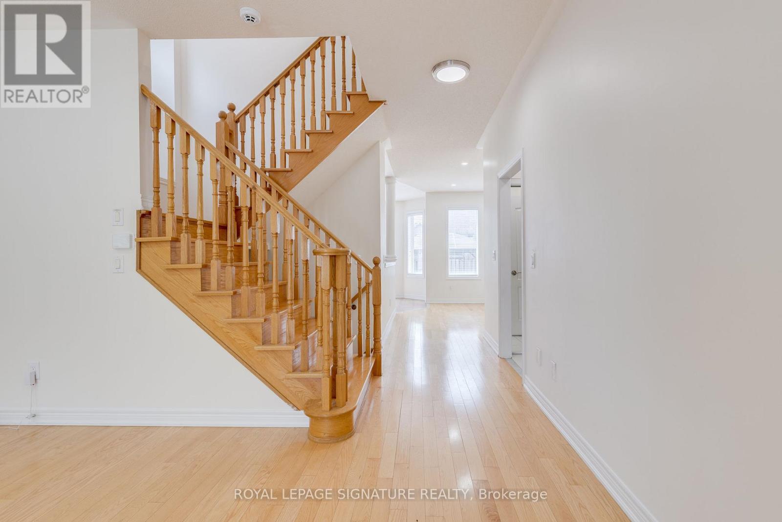 39 Hermitage Boulevard, Markham, Ontario  L6E 2H6 - Photo 5 - N12558574