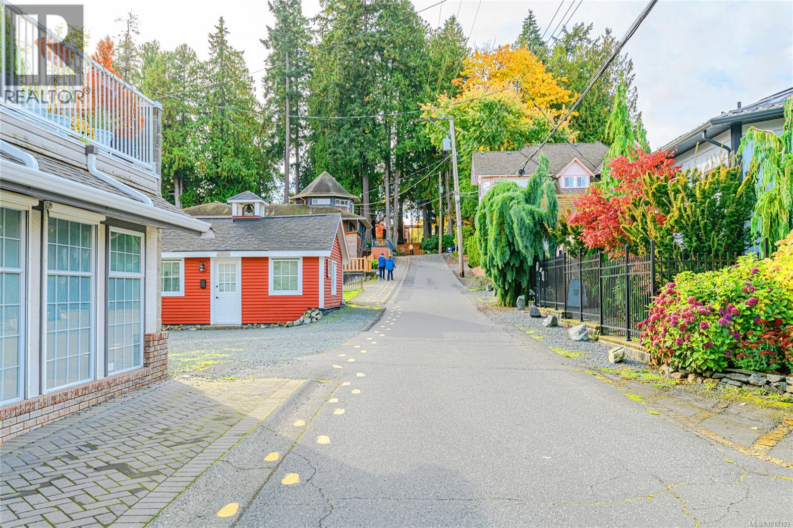 202 9844 Croft St, Chemainus, British Columbia  V0R 1K0 - Photo 4 - 1018192