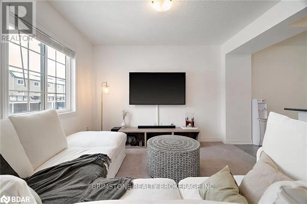 46 Andean Lane, Barrie, Ontario  L9J 0J4 - Photo 11 - S12558508