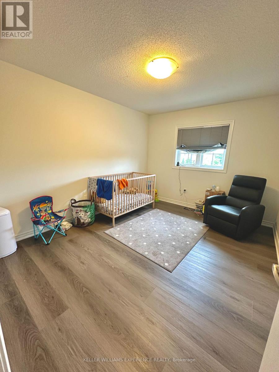 3 Crew Court, Barrie, Ontario  L4N 5S4 - Photo 15 - S12558538