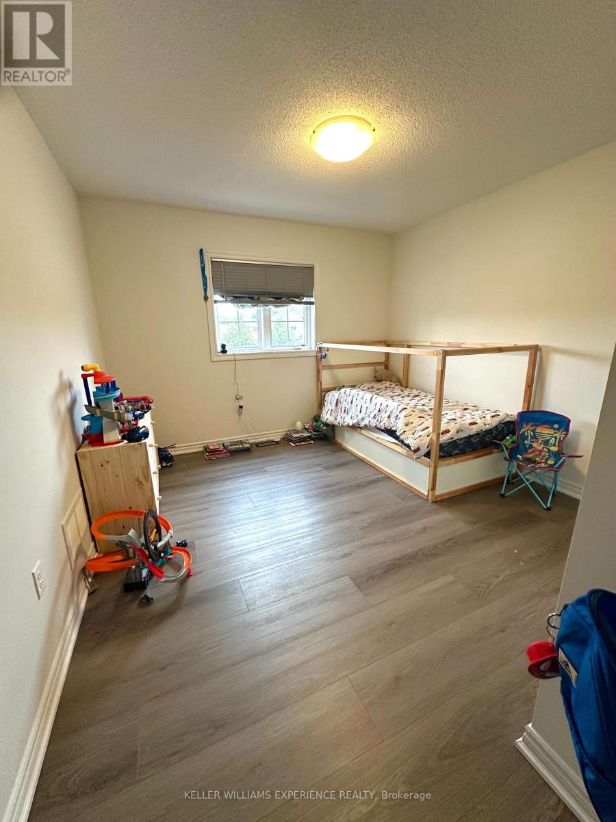 3 Crew Court, Barrie, Ontario  L4N 5S4 - Photo 17 - S12558538