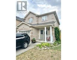 3 CREW COURT, Barrie, Ontario