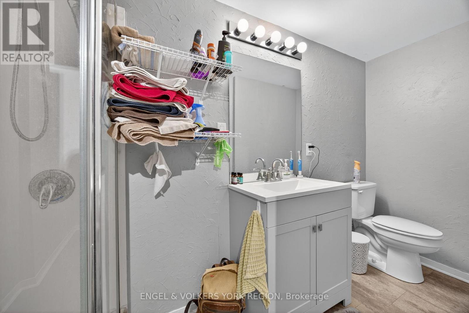 69 John Street, Barrie, Ontario  L4N 2K4 - Photo 11 - S12558564