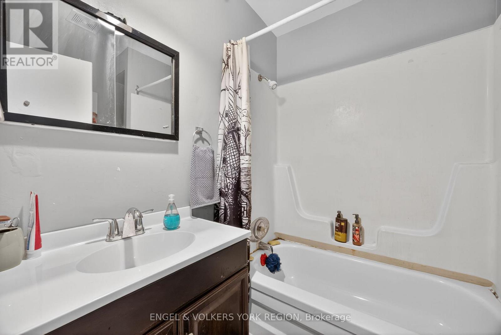 69 John Street, Barrie, Ontario  L4N 2K4 - Photo 29 - S12558564