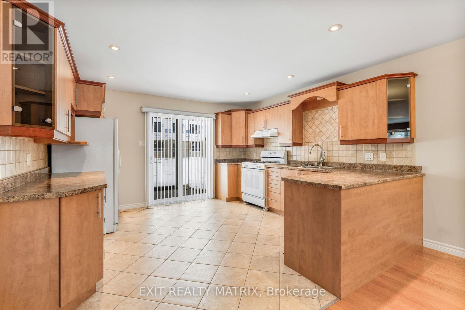 132 D Higginson Street, Hawkesbury, Ontario  K6A 1A1 - Photo 13 - X12558818